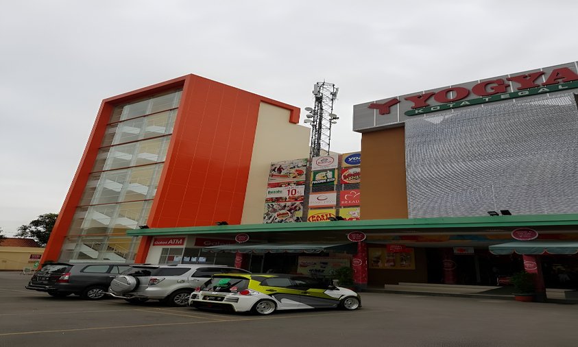 Mall di Kota Tegal - Toserba Yogya
