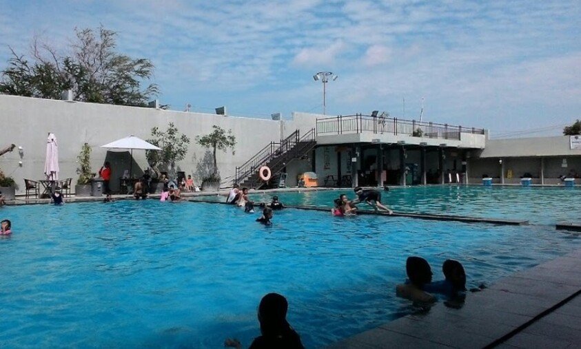 kolam renang Tegal Samudra