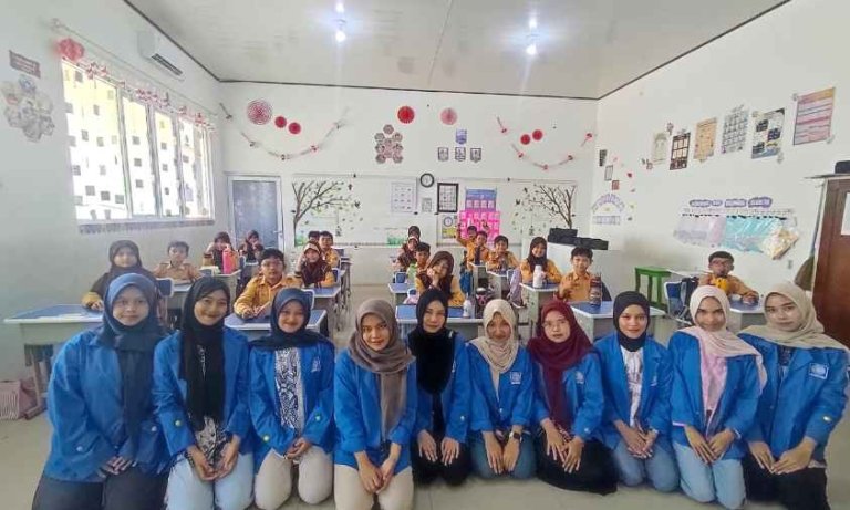 Mahasiswa UBSI Tegal Gelar Pengabdian, Tanamkan Nilai Toleransi ke Siswa SD